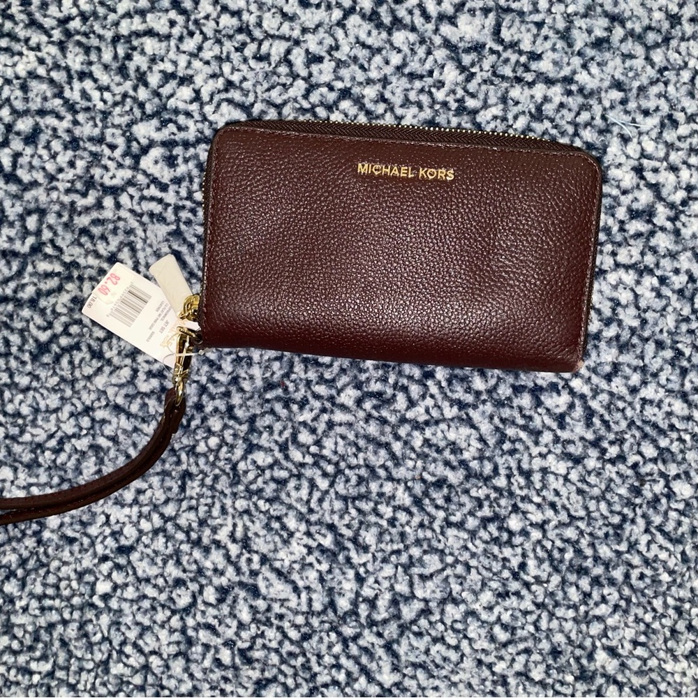 Michael Kors Phone Wallet